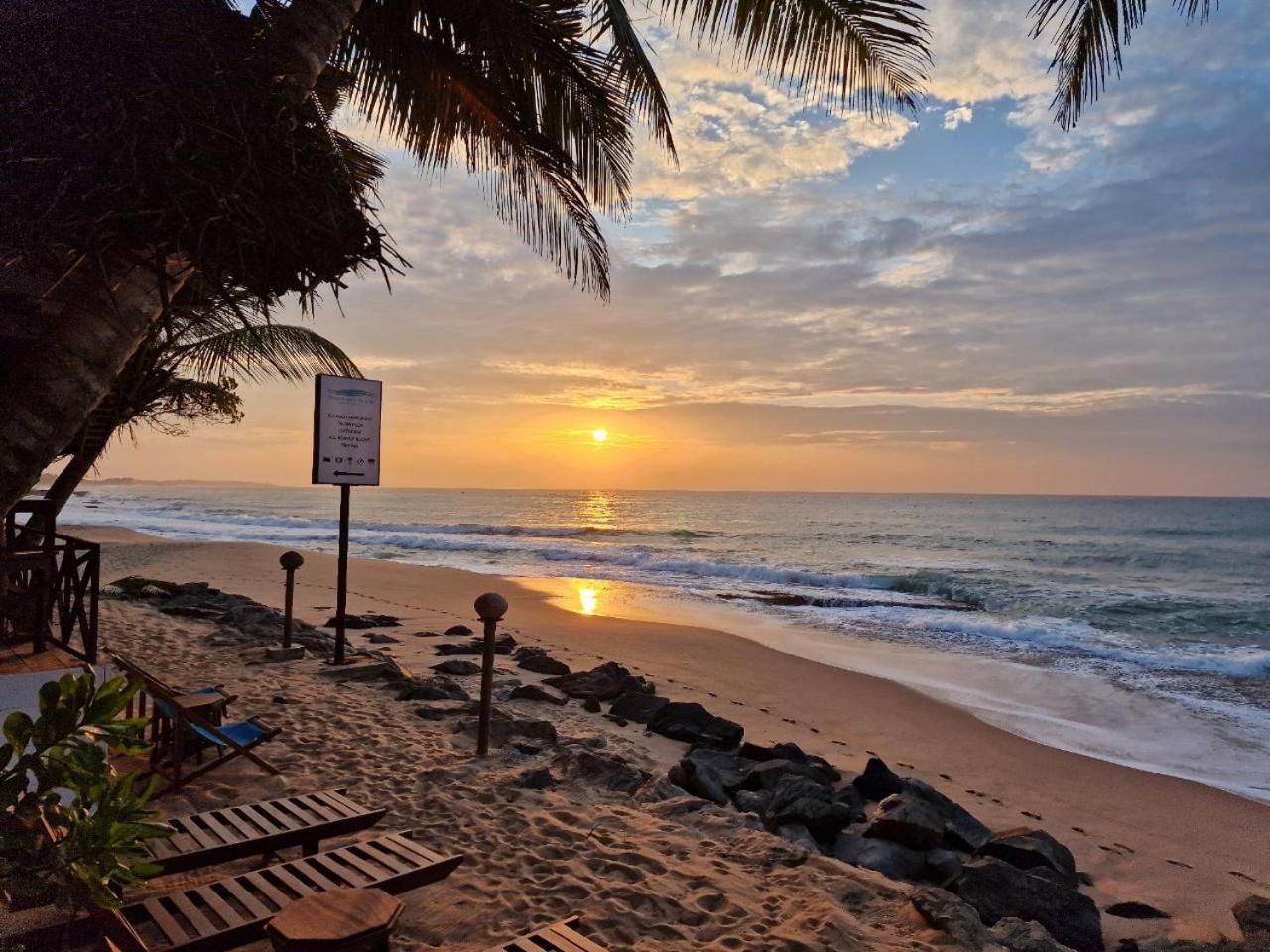 Panorama Beach Hotel 坦加拉 外观 照片